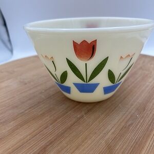 Vintage Fire King Anchor Hocking‎ Tulip Nesting 6.5" Mixing Bowl